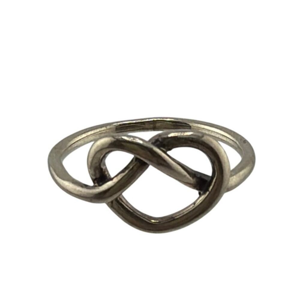 NEW Artisanal Sterling Silver Knot Ring Size 6 Boutique Collection